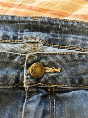 Classic Women’s Blue Denim Jeans with Button Waist